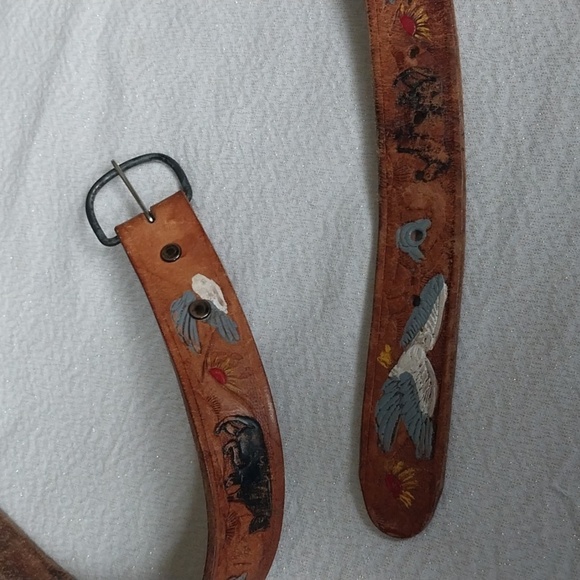 Hand Tooled Hand-made Western style Brown Leather Belt OS - Picture 5 of 6